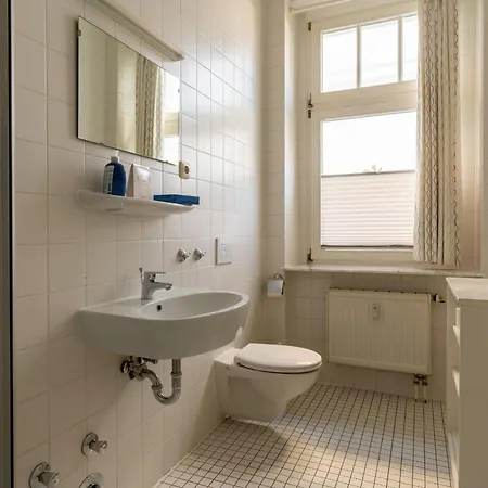 Strandidyll, 4, 2 Balkone Mit Meerblick Binz