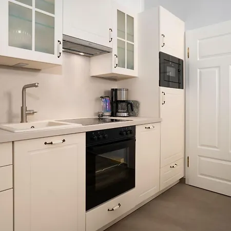 Strandidyll, 4, 2 Balkone Mit Meerblick Apartment Binz